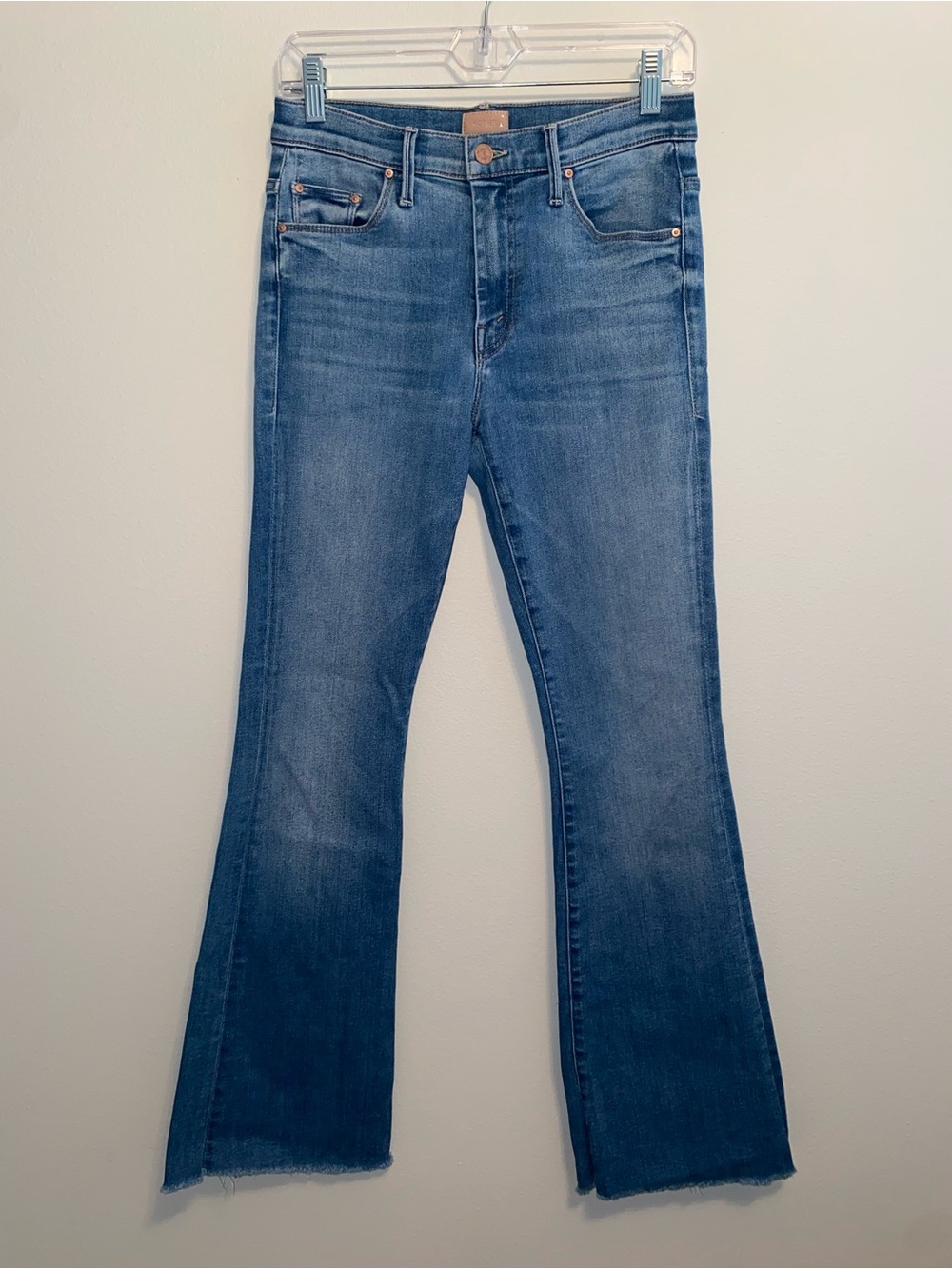 MOTHER The Weekender Fray in A Groovy Kind Of Love Wide Leg Flare Jeans 28